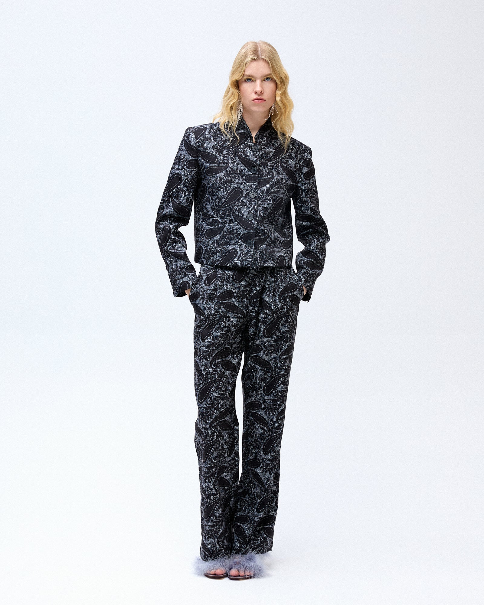 Black Mao Pants